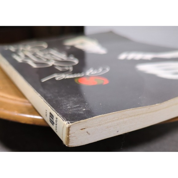 Tao of Jeet Kune Do by Lee, Bruce: Softcover (2009) Vintage  Tao of Jeet Kune‎ Do Bruce Lee 1998 44th Printing Vintage Ohara Trade Paperback